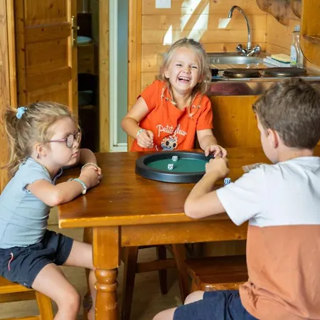 Mobil-home Pour 2 Pers., Animaux Admis - Api-1-52-2290 Dienné